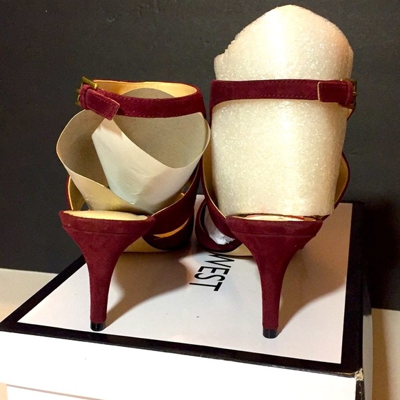 Nine West Salinda Suade Dress Pumps Dark Red Sz 8M - Picture 5 of 7
